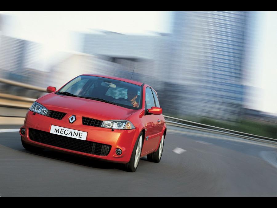  Renault Megane RS 2004 года  (фото 30 из 34)